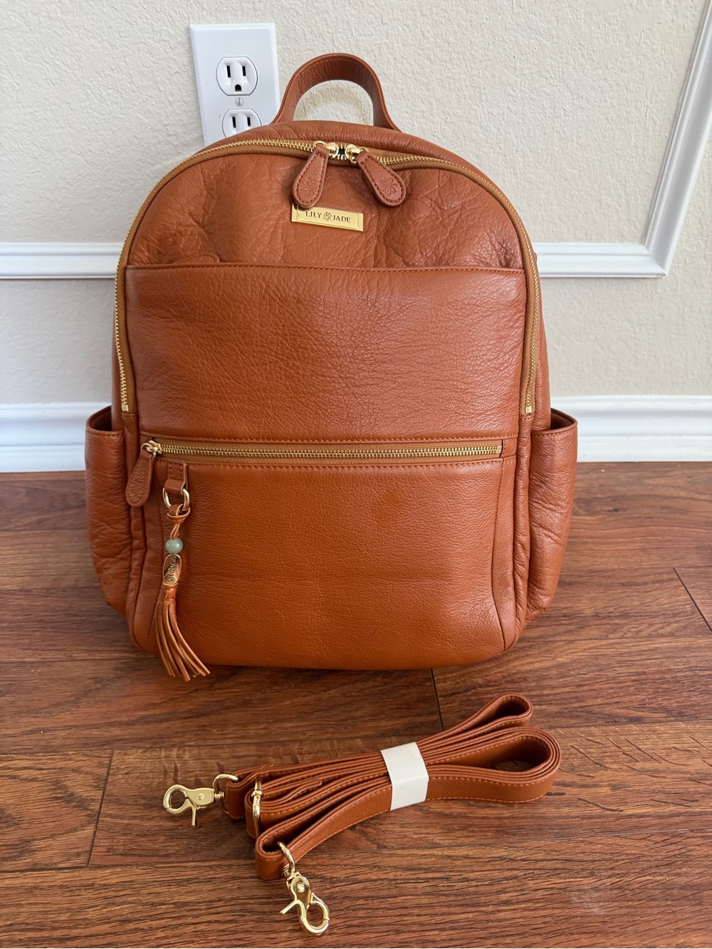 Lily & Jade Tan Leather Women's Backpack - Everyday Convertible Bag cognac color